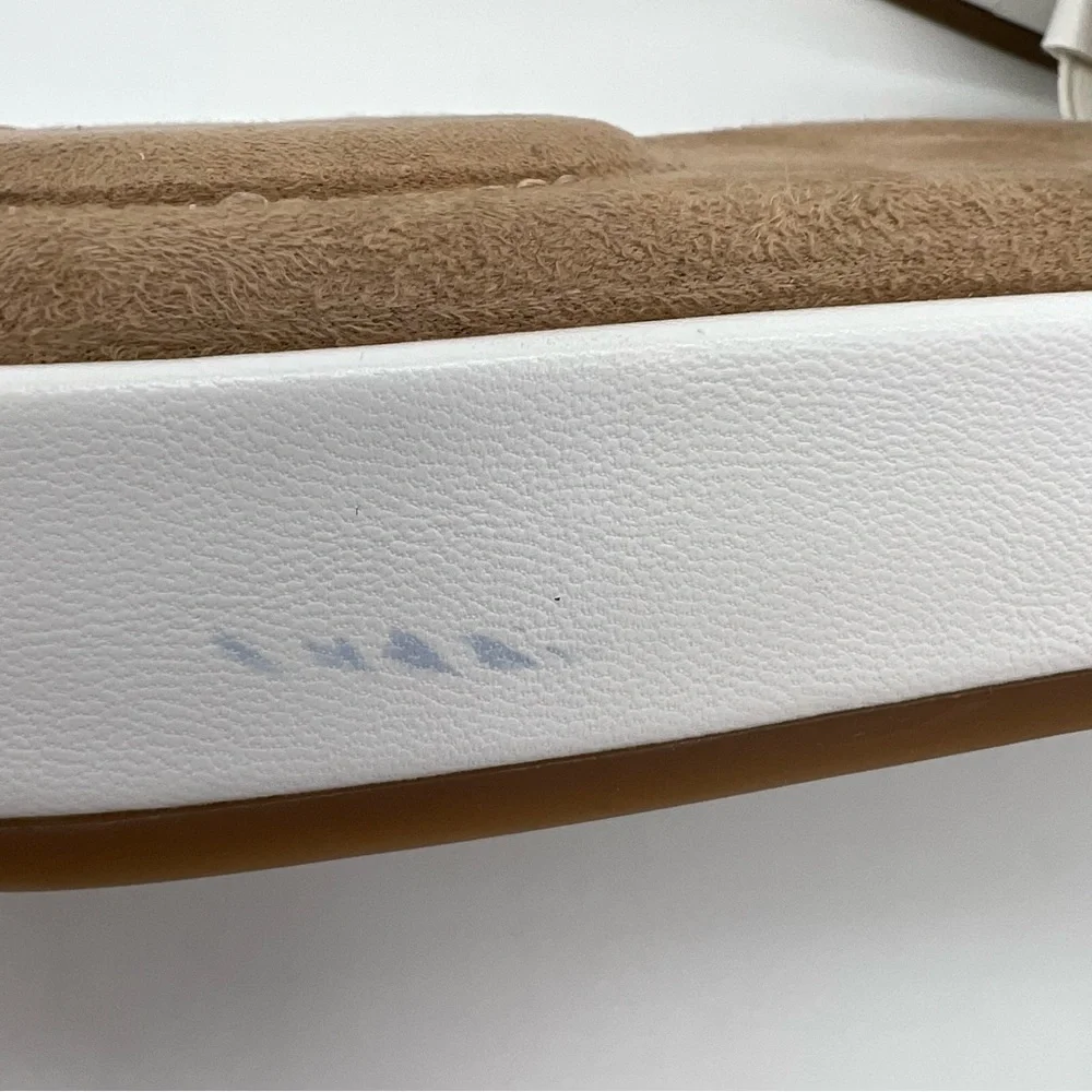 Giani Bernini White and Brown Slide Sandals